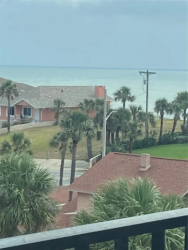 1437 N Atlantic Avenue Daytona Beach FL 32118