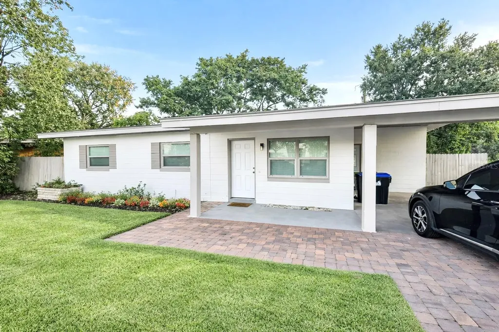 4314 Silver Star Road Orlando FL 32808