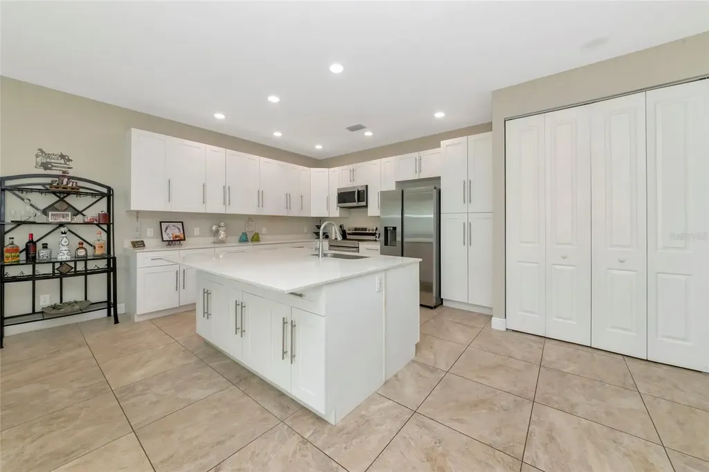 3221 3rd Street E Bradenton FL 34208