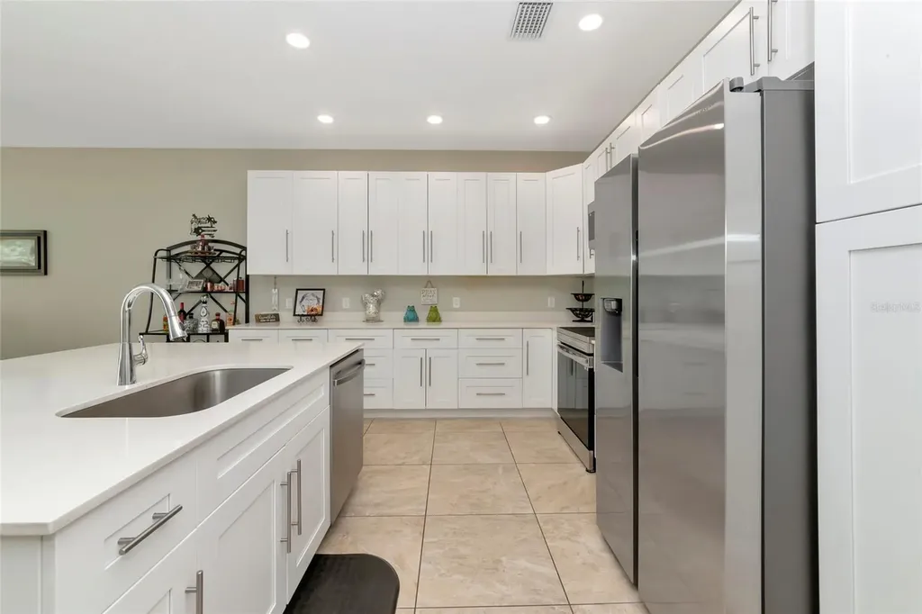 3221 3rd Street E Bradenton FL 34208