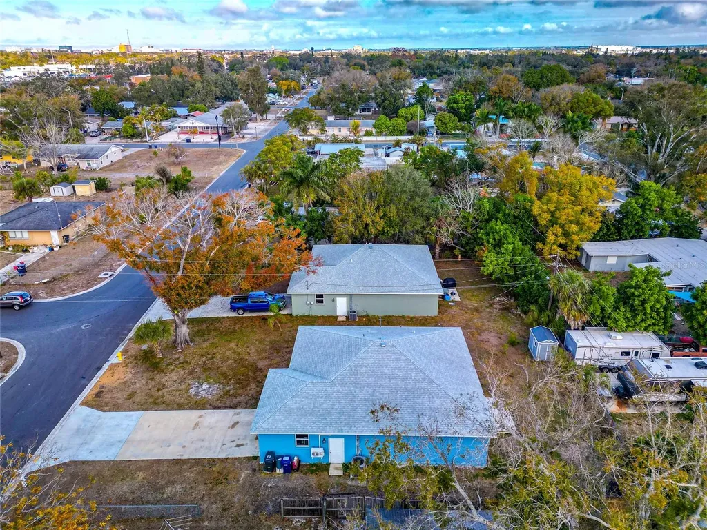 3221 3rd Street E Bradenton FL 34208