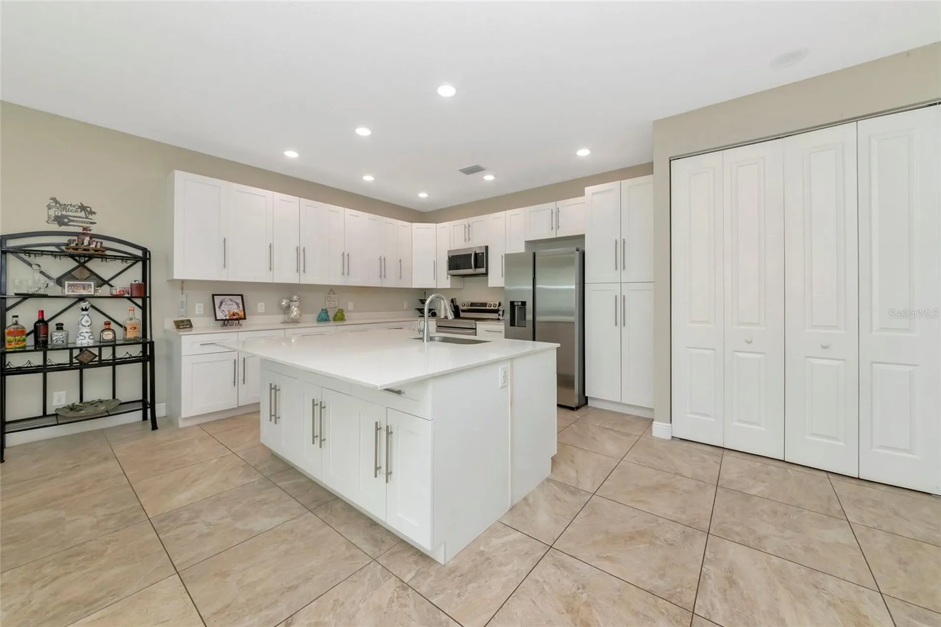 3221 3rd Street E Bradenton FL 34208