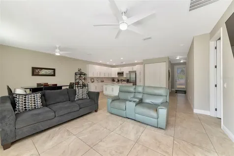 3221 3rd Street E Bradenton FL 34208