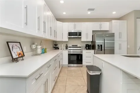3221 3rd Street E Bradenton FL 34208