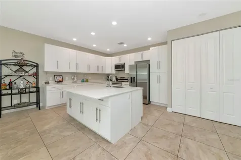 3221 3rd Street E Bradenton FL 34208