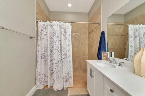 3221 3rd Street E Bradenton FL 34208