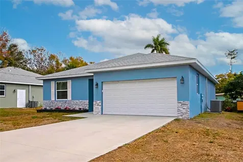3221 3rd Street E Bradenton FL 34208