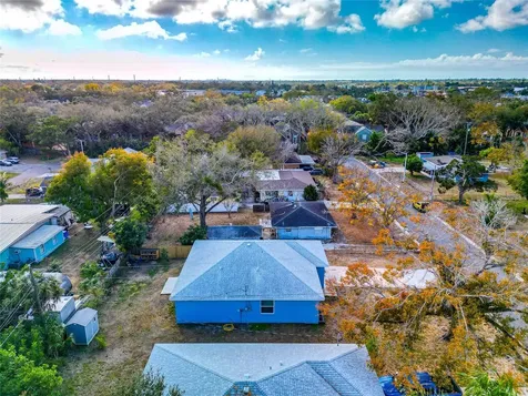 3221 3rd Street E Bradenton FL 34208
