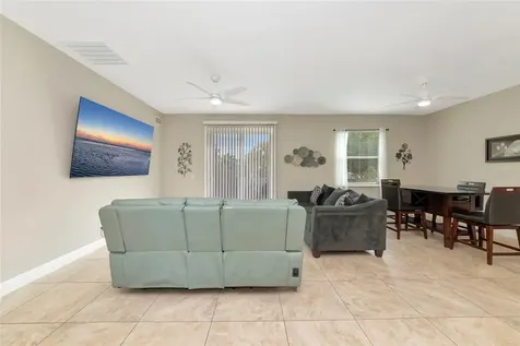 3221 3rd Street E Bradenton FL 34208