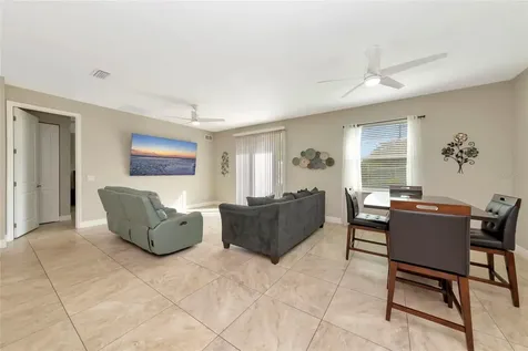 3221 3rd Street E Bradenton FL 34208