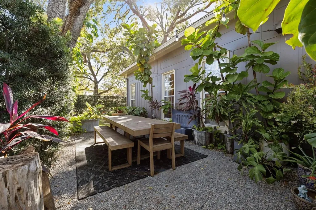 3301 W Morrison Avenue Tampa FL 33629