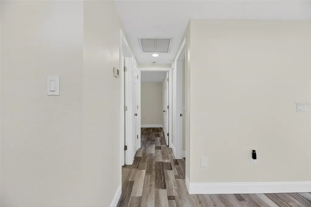 827 Seabreeze Drive Ruskin FL 33570
