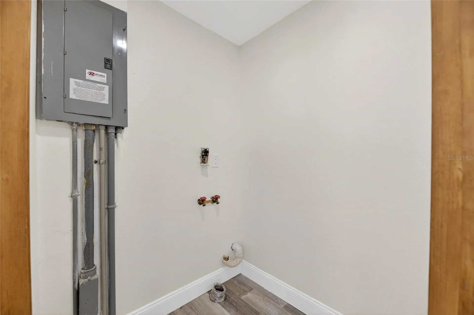 827 Seabreeze Drive Ruskin FL 33570