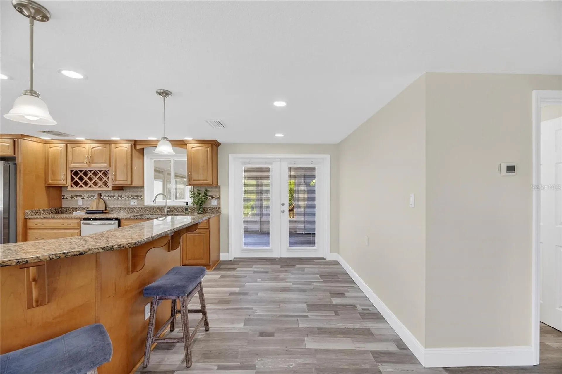 827 Seabreeze Drive Ruskin FL 33570