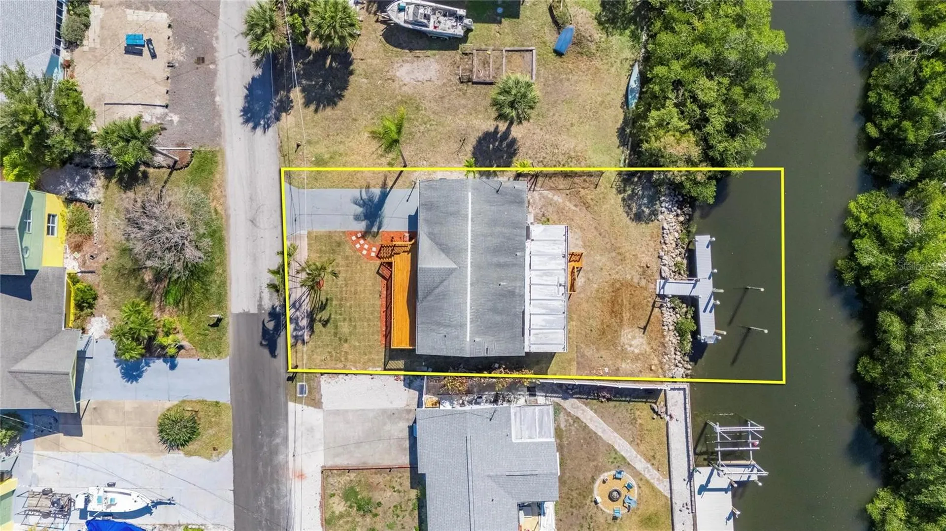 827 Seabreeze Drive Ruskin FL 33570