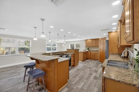 827 Seabreeze Drive Ruskin FL 33570