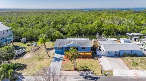827 Seabreeze Drive Ruskin FL 33570