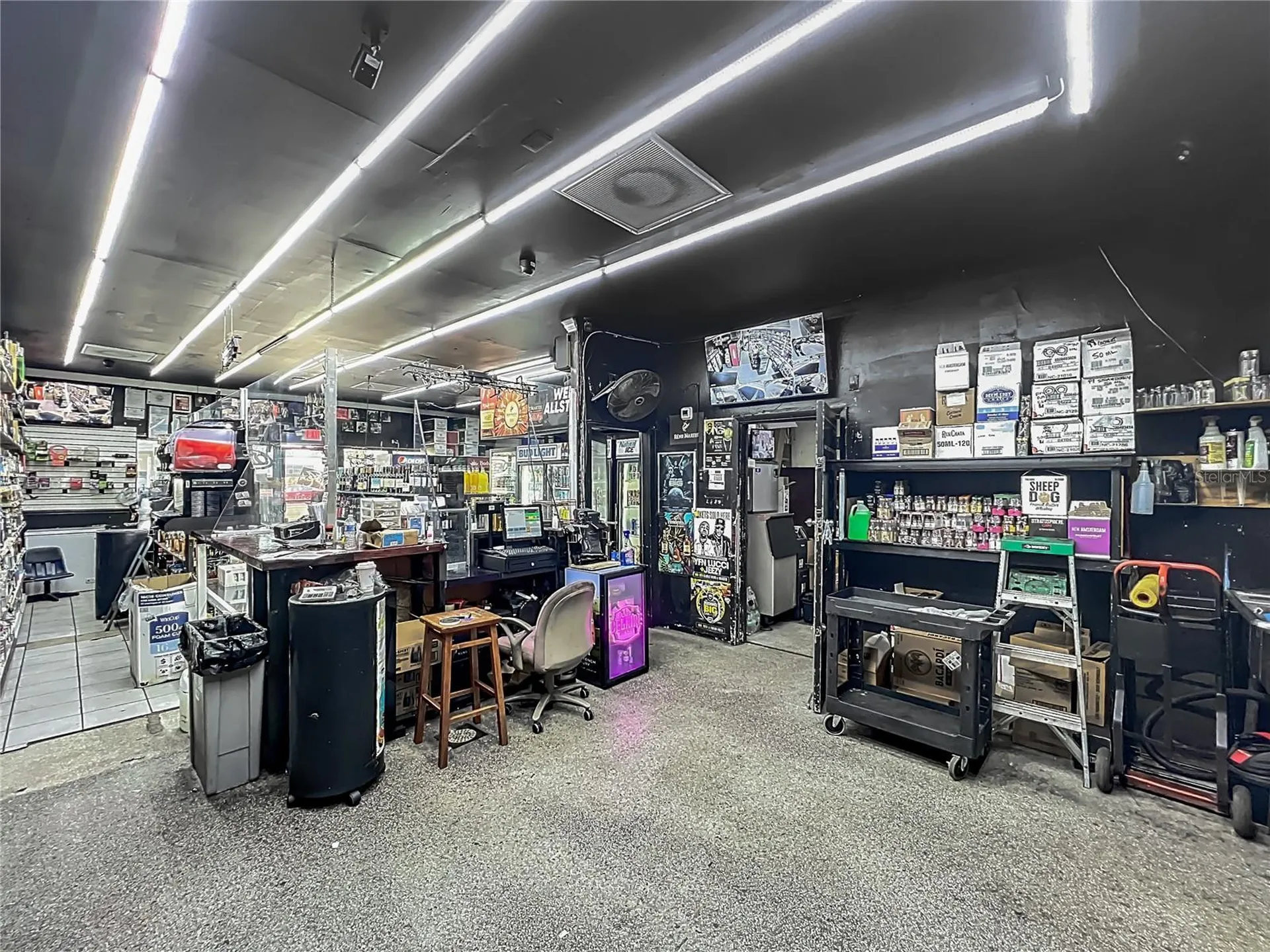 4898 Edgewater Drive Orlando FL 32804