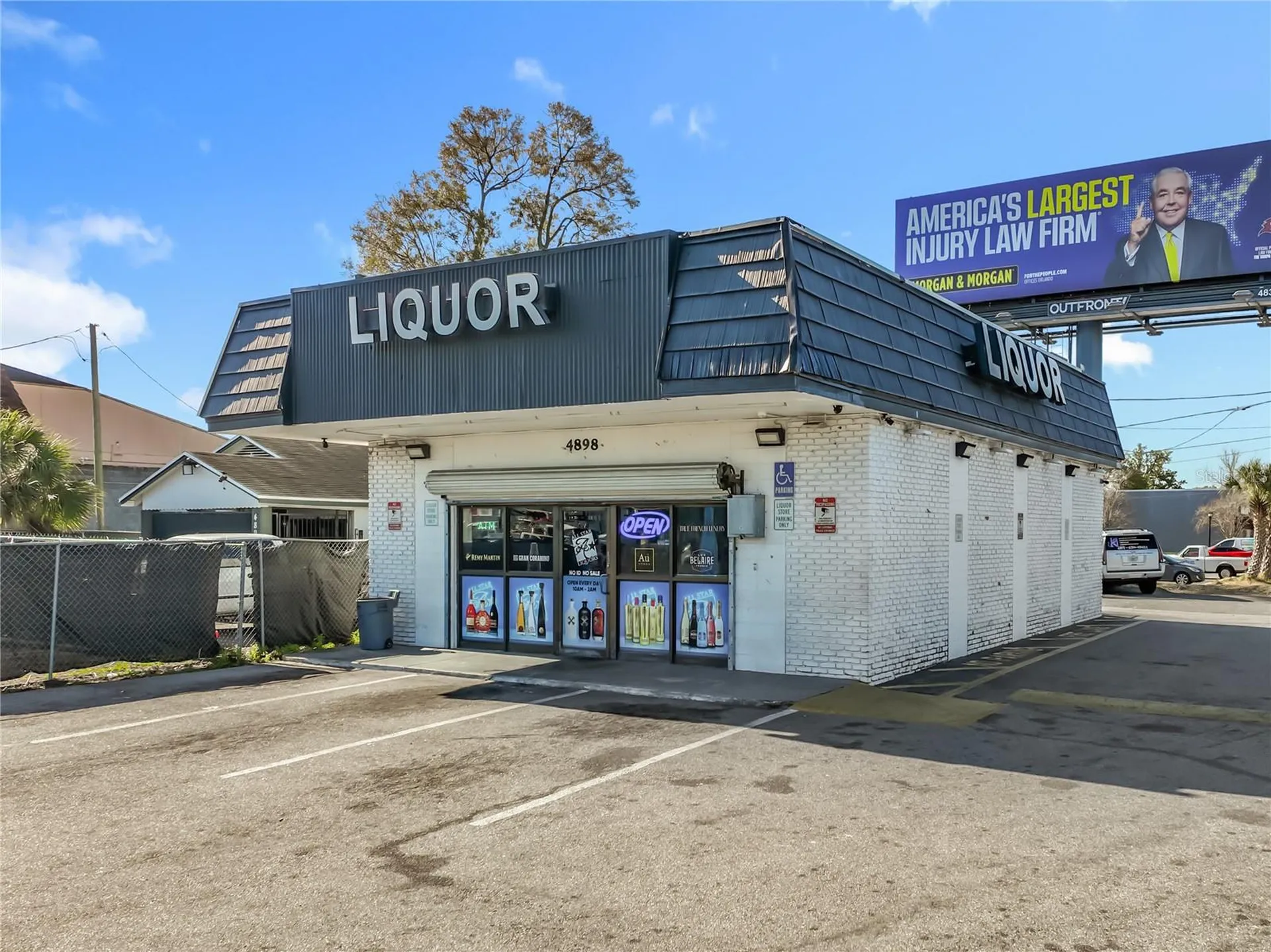 4898 Edgewater Drive Orlando FL 32804