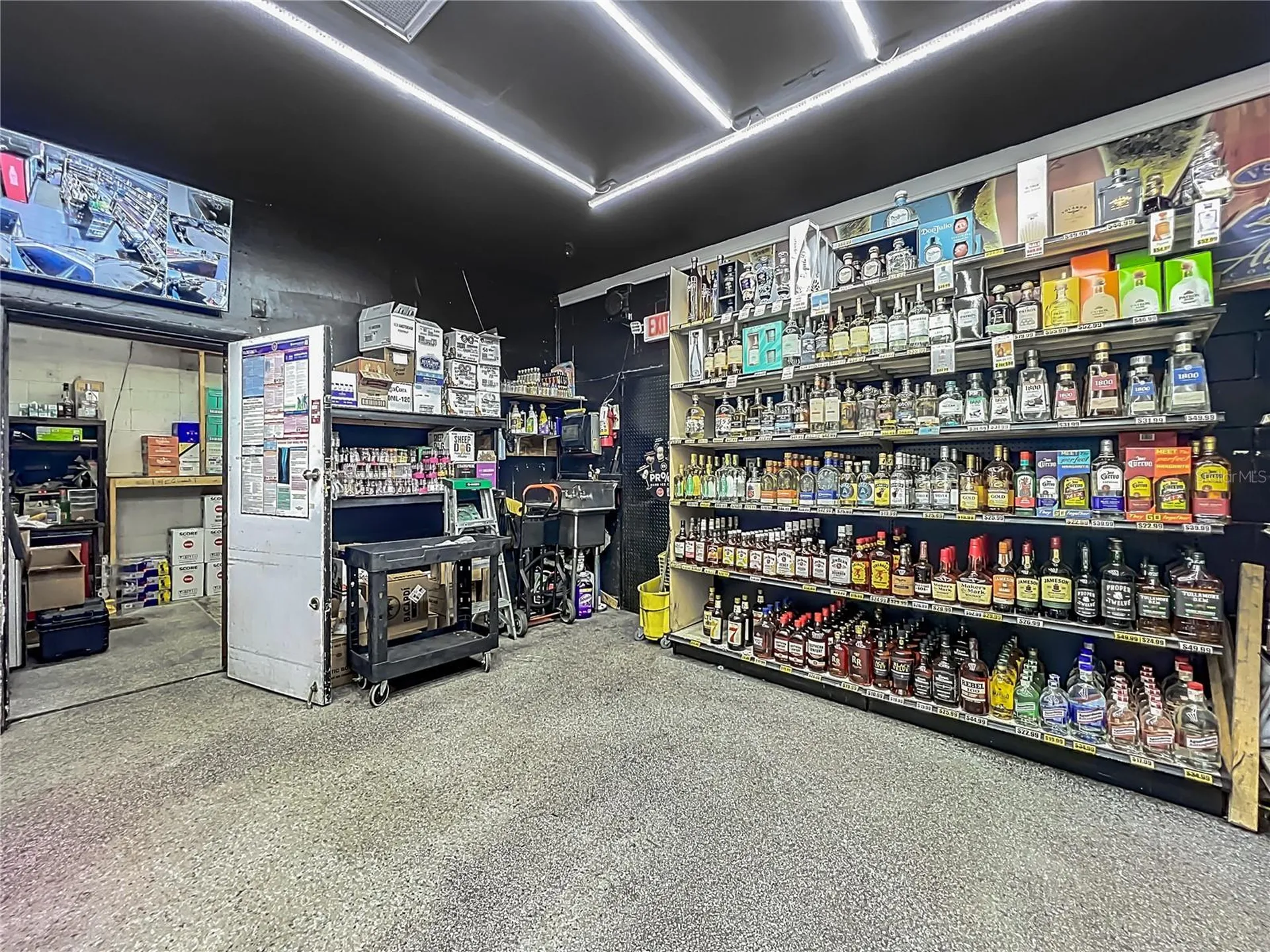 4898 Edgewater Drive Orlando FL 32804