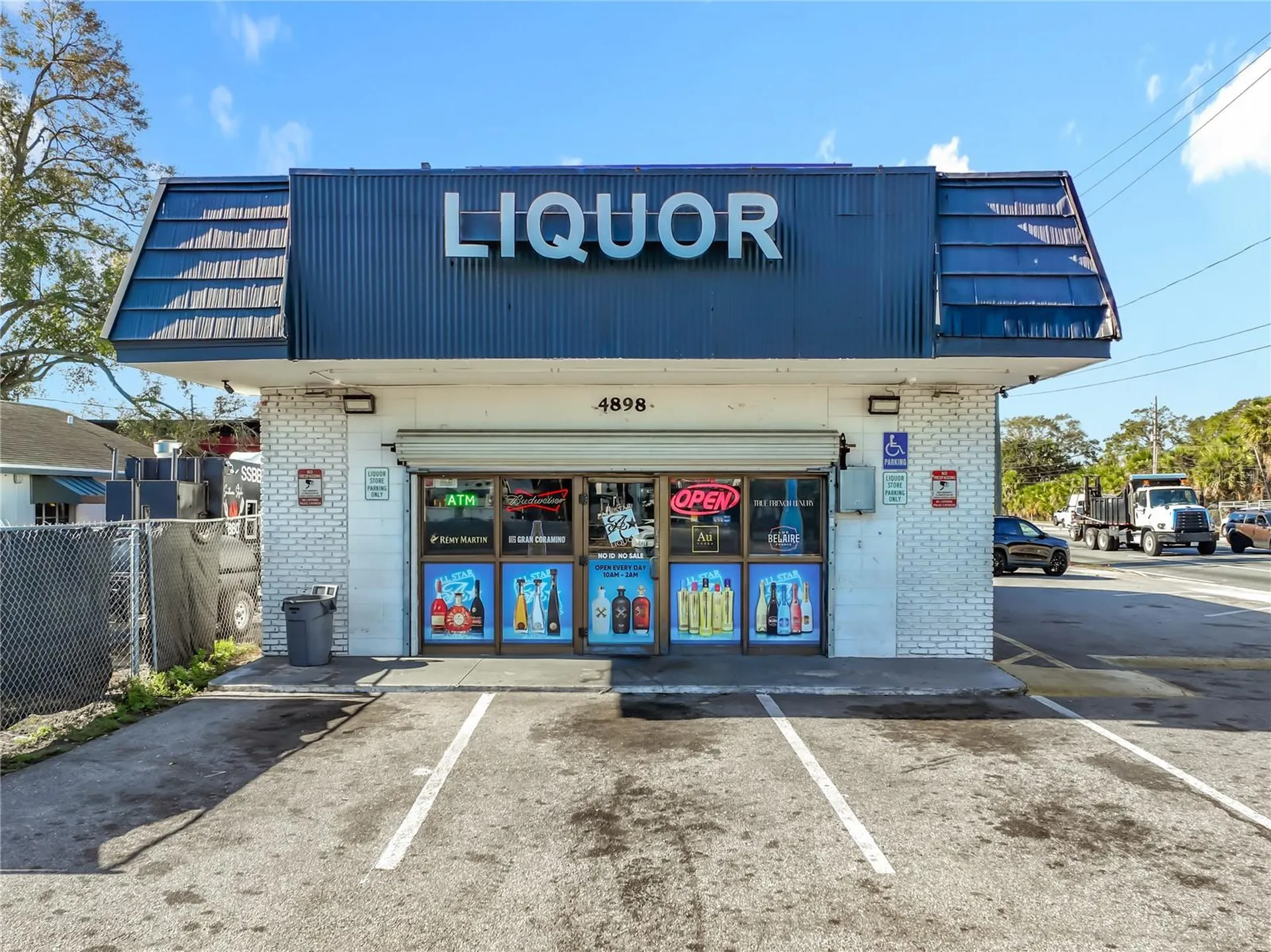 4898 Edgewater Drive Orlando FL 32804