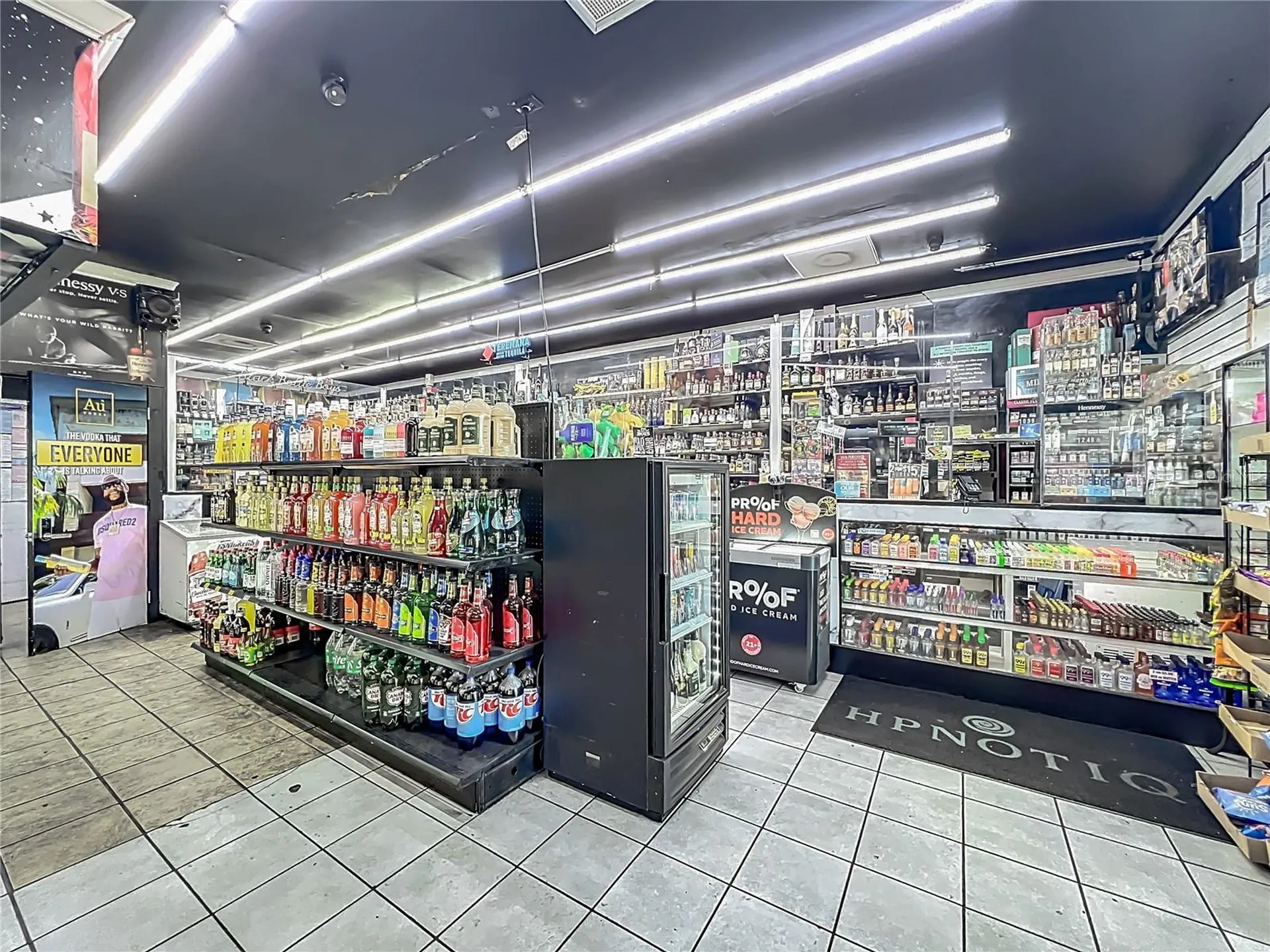 4898 Edgewater Drive Orlando FL 32804