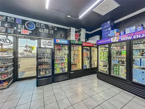 4898 Edgewater Drive Orlando FL 32804