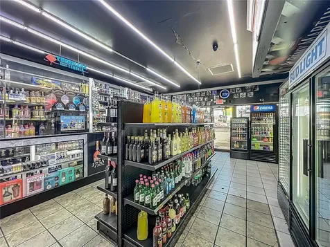 4898 Edgewater Drive Orlando FL 32804