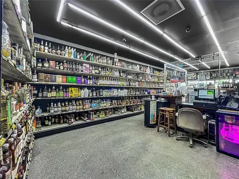 4898 Edgewater Drive Orlando FL 32804