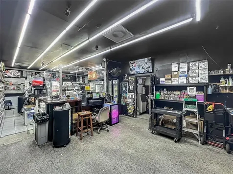 4898 Edgewater Drive Orlando FL 32804