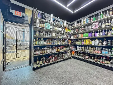 4898 Edgewater Drive Orlando FL 32804