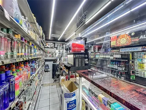 4898 Edgewater Drive Orlando FL 32804