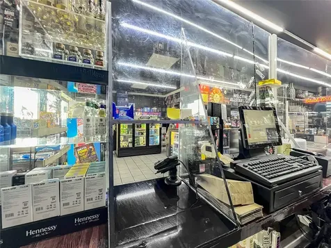 4898 Edgewater Drive Orlando FL 32804