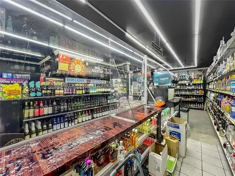 4898 Edgewater Drive Orlando FL 32804