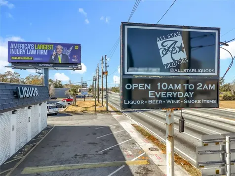 4898 Edgewater Drive Orlando FL 32804