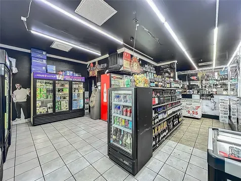 4898 Edgewater Drive Orlando FL 32804