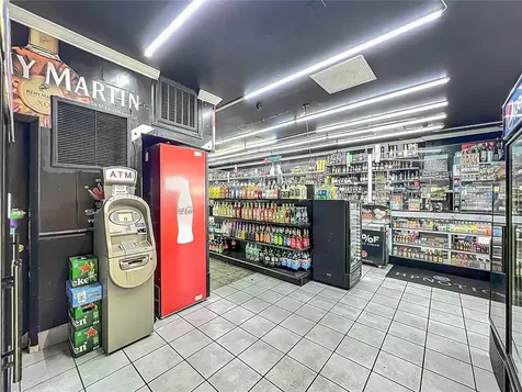 4898 Edgewater Drive Orlando FL 32804