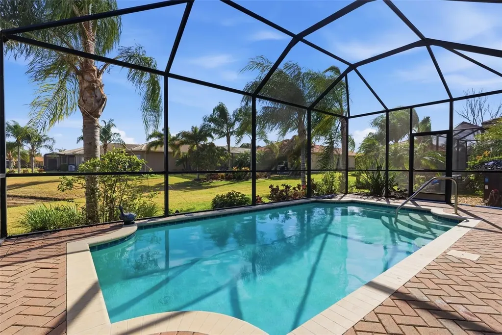 16207 Cape Coral Drive Wimauma FL 33598