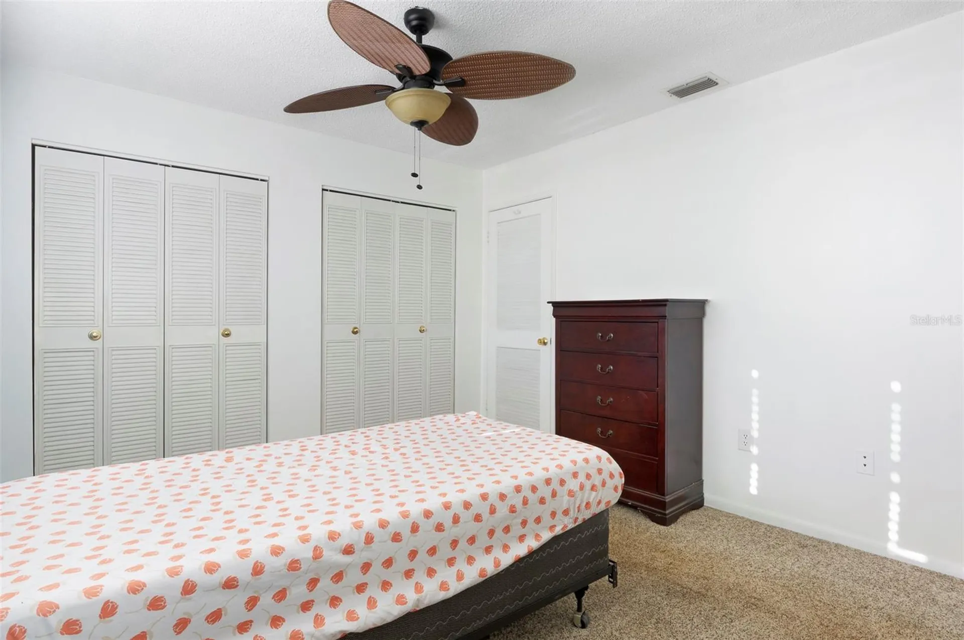 5660 80th Street N St Petersburg FL 33709