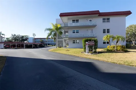 5660 80th Street N St Petersburg FL 33709