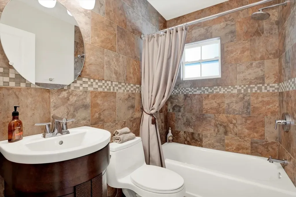 504 Fairview Road Belleair FL 33756
