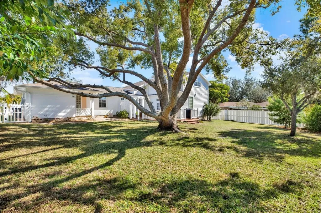 504 Fairview Road Belleair FL 33756