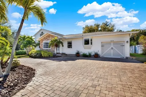 504 Fairview Road Belleair FL 33756