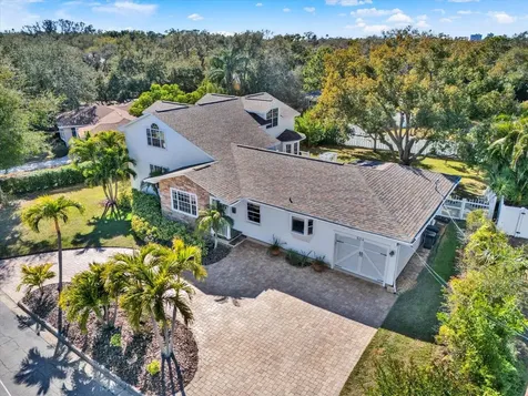 504 Fairview Road Belleair FL 33756
