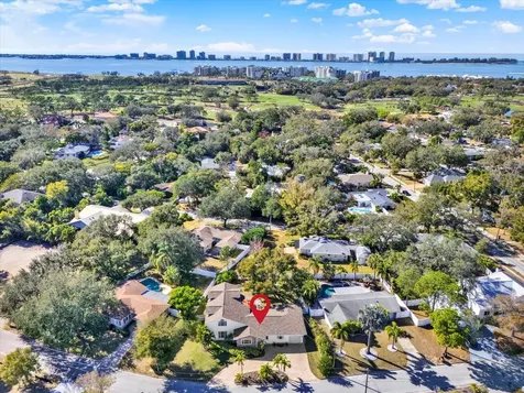 504 Fairview Road Belleair FL 33756