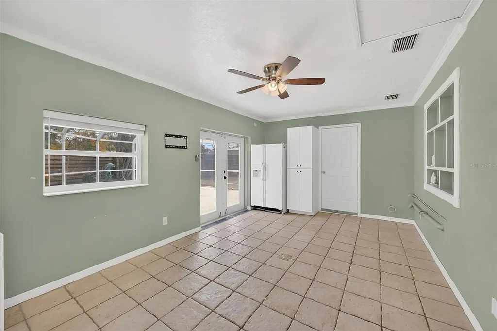 3946 Omega Circle Sarasota FL 34235