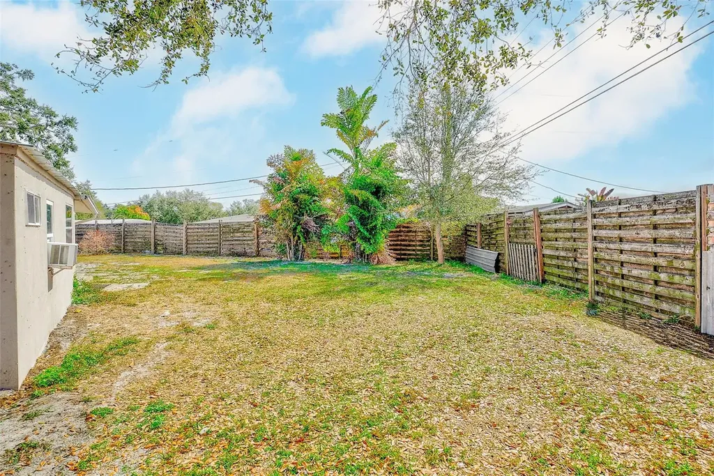 3946 Omega Circle Sarasota FL 34235