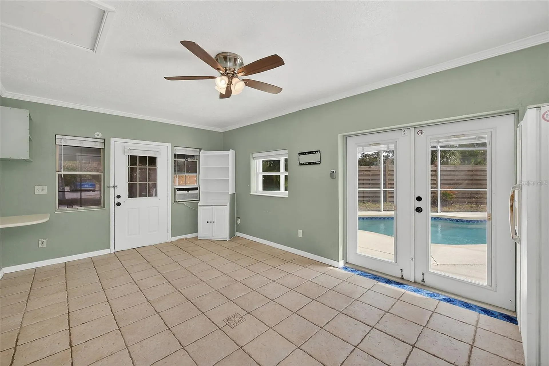 3946 Omega Circle Sarasota FL 34235