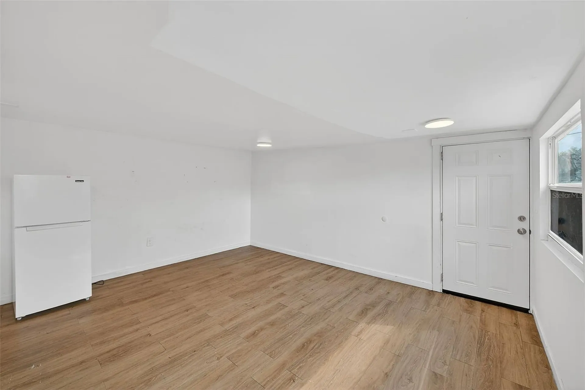 3946 Omega Circle Sarasota FL 34235