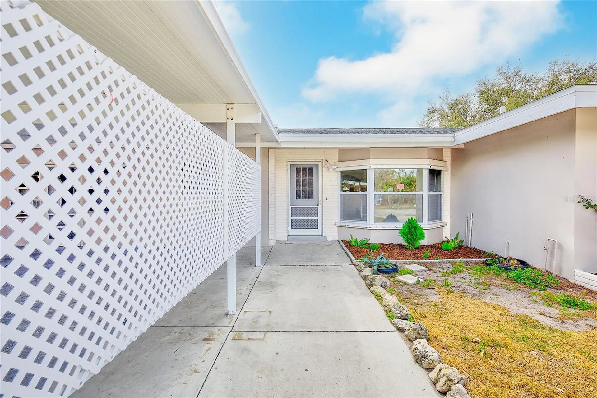 3946 Omega Circle Sarasota FL 34235